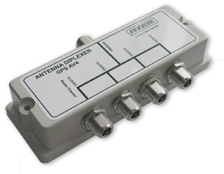 The GPSAV4 distributes the signal of a Meinberg GPS antenna/converter unit to up to four Meinberg GPS receivers.